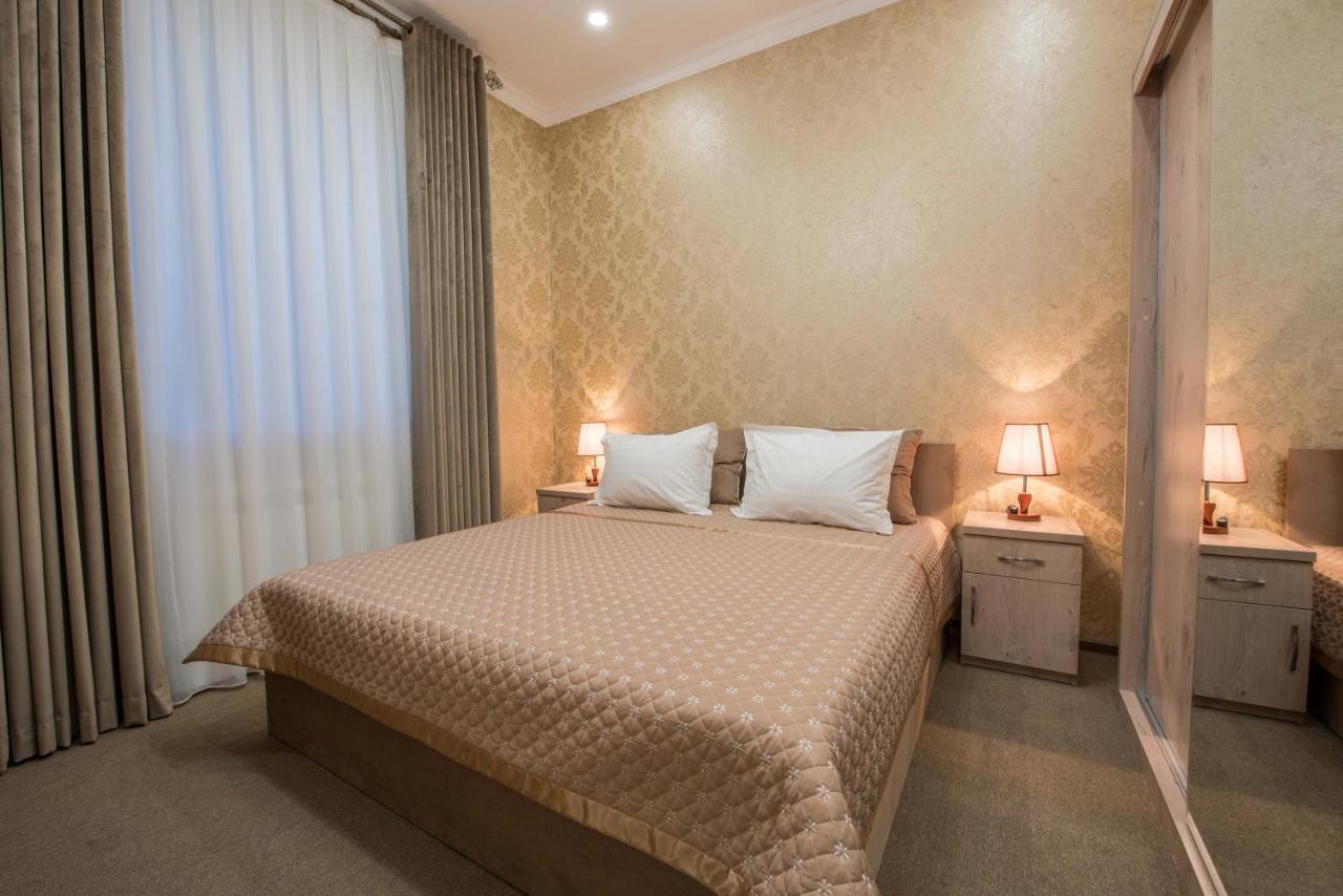 Huzur Hotel Ташкент Экстерьер фото